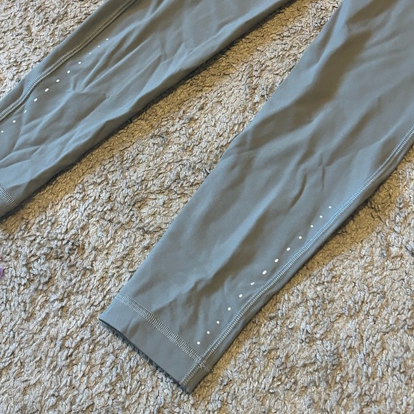 Lululemon Swift Speed High-Rise Tight 28" Grey Sage Women’s Size 0 Yoga Run Gym - Picture 8 of 11